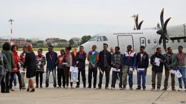 အီးယူရဲ့ ခွဲဝေ နေရာချထားရေး အစီအစဉ်အရ ရွှေ့ပြောင်းသူ အယောက် ၂၀ ကို အီတလီကနေ ဆွီဒင်ကို စတင် ပို့ဆောင်။