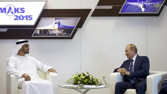 دیدار بین ولادیمیر پوتین و ولیعهد ابوظبی در حاشیه مسابقات اتومبیلرانی فرمول یک که در سوشی در روسیه درحال برگزاری است، صورت گرفت