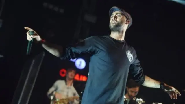 تصدر قائمة الألبومات هذا الأسبوع ألبوم غنائي جديد لفريق "روديمينتال" بعنوان "نحن الجيل".