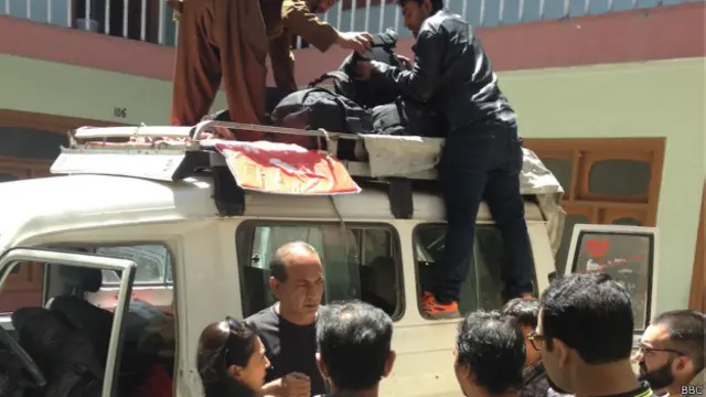 دیر بالا کے ہوٹل سے رمبور کے لیے نکلتے ہوئے