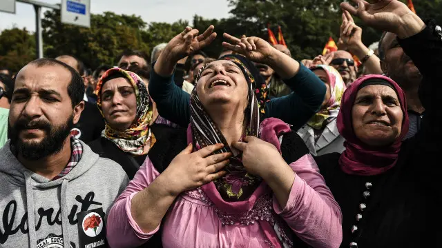 Pemerintah Turki membantah tuduhan kelompok oposisi bahwa mereka terlibat dalam serangan bom di Ankara.