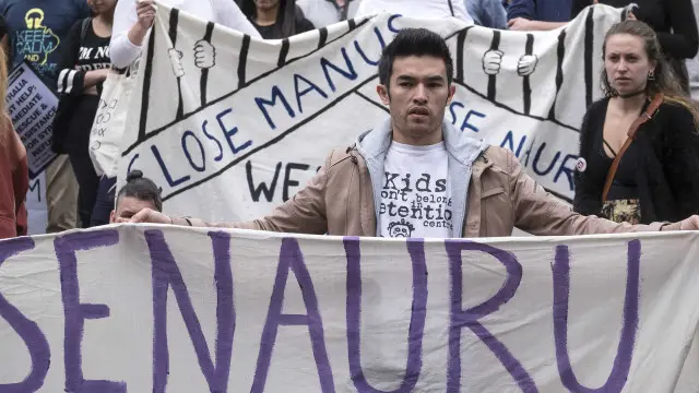 Protes warga Australia.