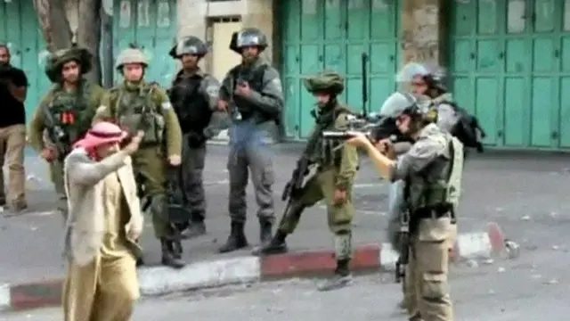 یروشلم اور دیگر علاقوں میں تشدد کی حالیہ لہر میں کم از کم سات حملہ آوروں کے علاوہ اب تک 17 فلسطینی ہلاک ہو چکے ہیں