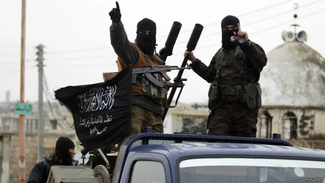 اخلت النصرة بعض مقراتها في ادلب قبل بدء وقف القتال