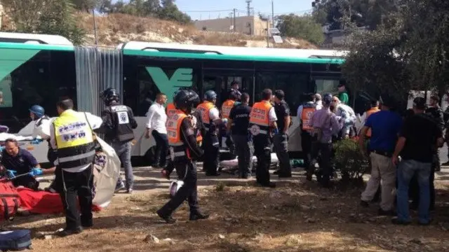 israel bus stabbing