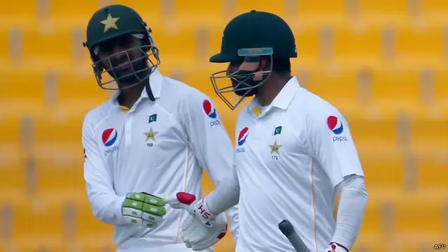 شعیب ملک نے محمد حفیظ کے ساتھ دوسری وکٹ کی شراکت میں 168 رنز بنائے