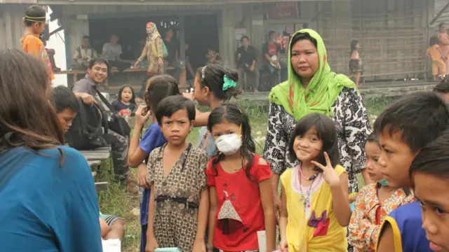 anak anak tumbang desa