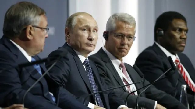 Владимир Путин на форуме "Россия зовет"