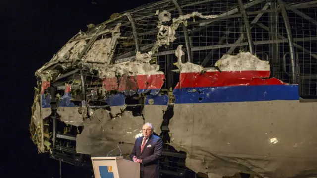 Kepala Badan Keselamatan Belanda Tjibbe Joustra