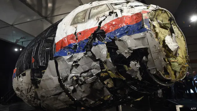 ဒုံးကျည် ပေါက်ကွဲတဲ့အရှိန်ကို လေယာဉ် ဦးပိုင်းက အဓိက ခံခဲ့ရတယ်လို့ အစီရင်ခံစာက ဖော်ပြ။