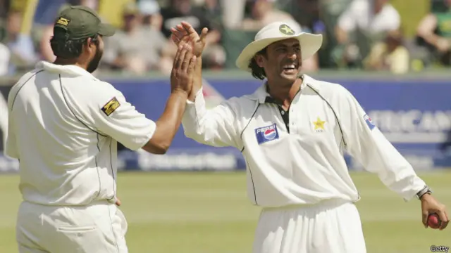 انضمام الحق جب کپتان تھے تو یونس خان ان کے نائب تھے لیکن انضمام الحق کو کبھی بھی ان کے رویے سے کوئی شکایت نہیں ہوئی