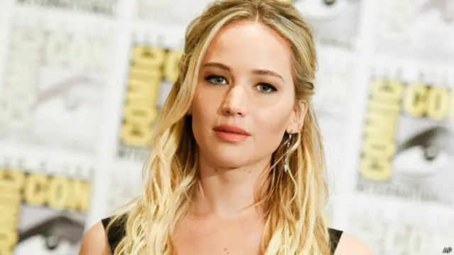 Lawrence se unió a otras estrellas que han mostrado su malestar por las diferencias salariales que existen entre hombres y mujeres en Hollywood.