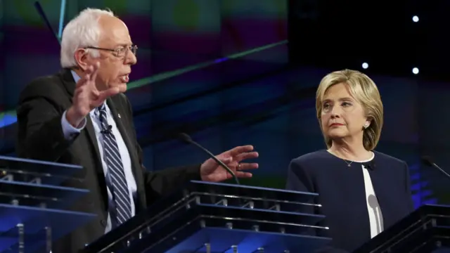 美國民主黨總統參選人桑德斯和希拉里