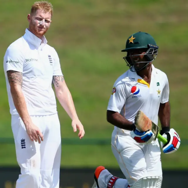 اسد نے شعیب کے ساتھ مل کر پانچویں وکٹ کے لیے 248 رنز بنائے۔