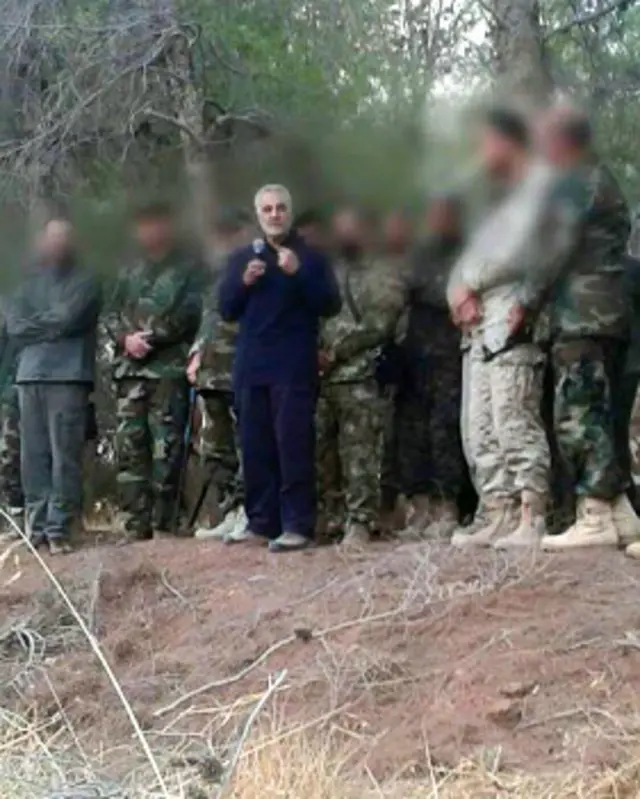 عکسی که علی هاشم، خبرنگار المیادین، از قاسم سلیمانی در توییتر خود منتشر کرده است