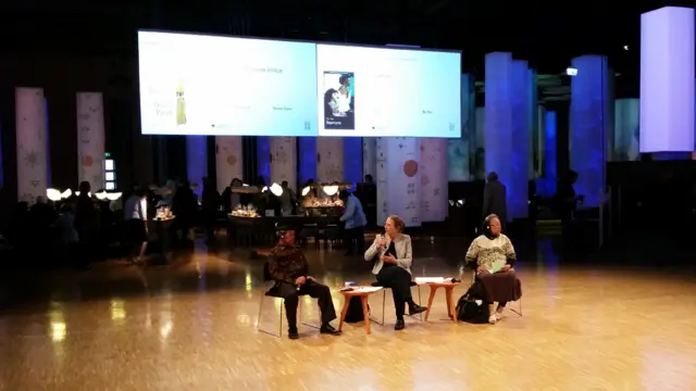 Ahmad Tohari dan NH Dini