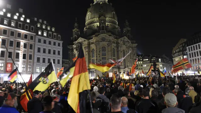 د پولیسو په وینا، د دغو مظاهره چیانو پر ضد او د کډوالو په پلوۍ یو بل لاریون هم تر سره شوی