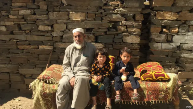 میں خود بھی کوئلے کی کانوں میں کام کر چکا ہوں جو کہ انتہائی مشکل اور خطرناک کام ہے: پیندازر 