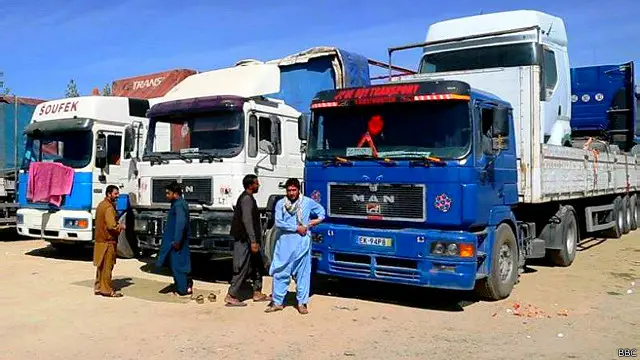 دغه لار په غزني ولایت کې د نښتو او جګړو له کبله تړل شوې وه.