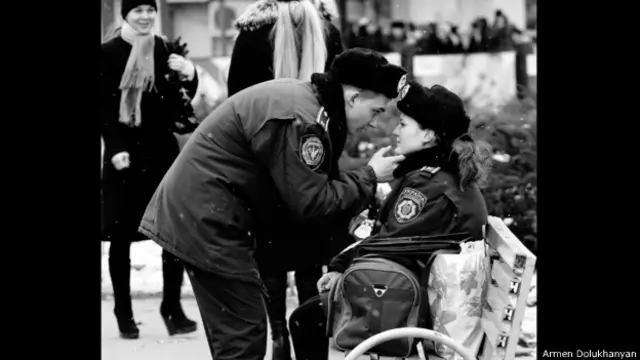 "Couple Policemen", de Armen Dolukhanyan