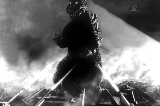 Годзилла