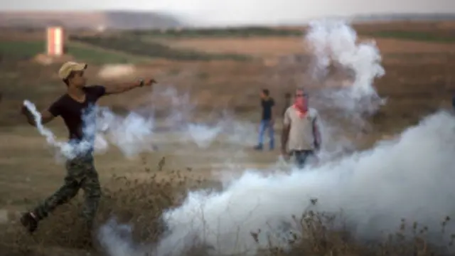 Las protestas estallaron también en la frontera entre Gaza e Israel.