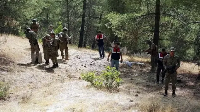 DHA, düşürülen hava aracı olduğunu belirttiği bu fotoğrafı paylaştı.