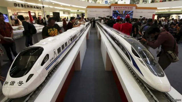 Quang cảnh hội chợ tàu hỏa cao tốc tại Jakarta vào tháng 9/2015.