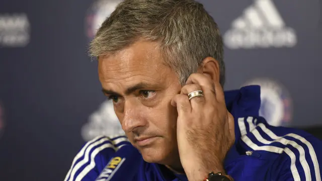 وصف مورينيو الغرامة التي فرضها الاتحاد الإنجليزي عليه بأنها "وصمة عار".