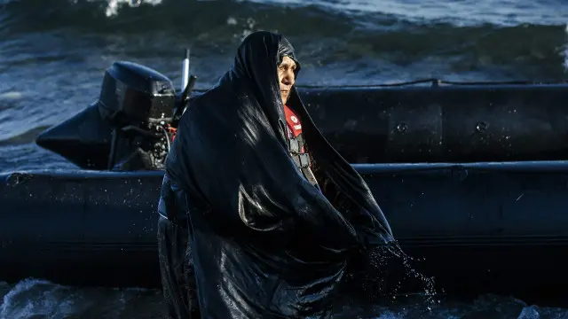 مازال المهاجرون يتدفقون على جزيرة ليسبوس اليونانية