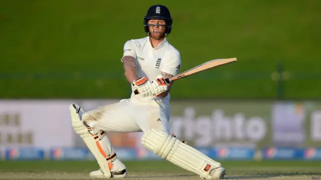 میچ کے آخری دن پاکستان کی پوری ٹیم صرف 173 رنز ہی بنا سکی۔ اس طرح انگلینڈ کو میچ جیتنے کے لیے 99 رنز کا ہدف ملا۔ جسے حاصل کرنے کے لیے انگلش بلے بازوں نے آغاز سے ہی جارہانہ انداز اپنائے رکھا۔