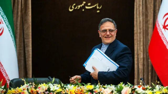 ولی‌الله سیف، رئیس بانک مرکزی ایران