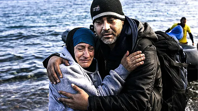 سلووینیا کے حکام کا کہنا ہے کہ آنے والے دنوں میں یہ تعداد ہزاروں میں پہنچ سکتی ہے