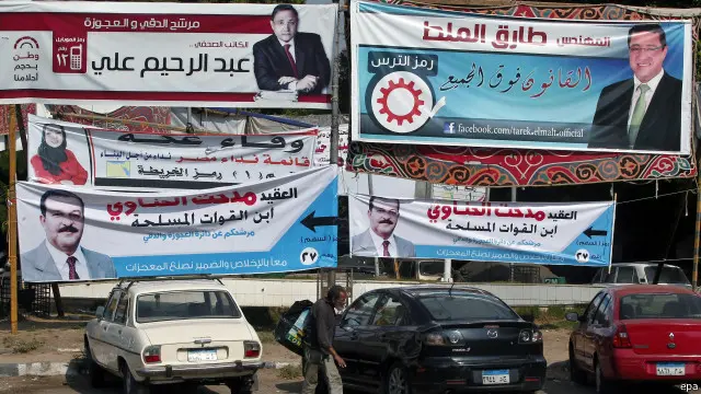 حشد المؤيديون والمقاطعون رجال الدين لدعم موقفهم