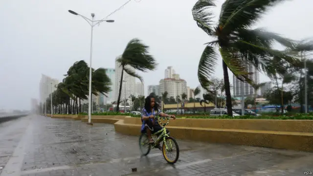 بلغت سرعة الرياح المصاحبة 175 كيلومترا في الساعة