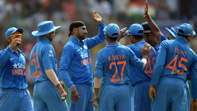 ابھی تک دونوں ٹیمیں ایک ایک میچ جیت چکی ہیں