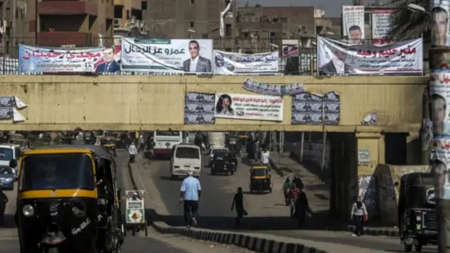 عانى المصريون من "إنهاك انتخابي" بعد مشاركتهم في انتخابات أكثر من مرة خلال السنوات الأربع الماضية منذ اندلاع الثورة عام 2011.