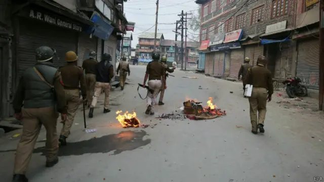 कश्मीर में विरोध प्रदर्शन की फ़ाइल फ़ोटो.