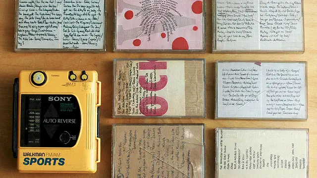 Обкладинка касети була важливим візуальним доповненням запису