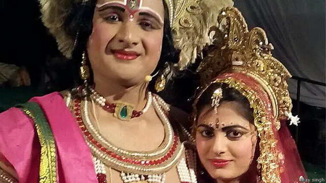 अजय सिंह और रोमा हैदर ख़ान