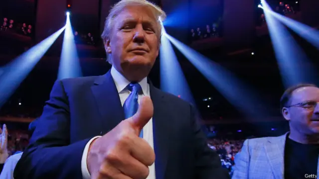 डोनल्ड ट्रंप