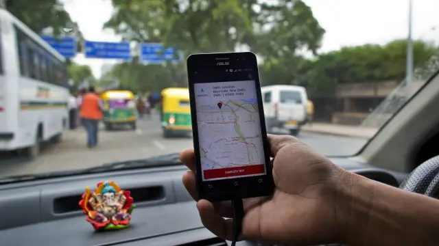 Các app như Uber, Airbnb và PlateCulture đang phát triển mạnh ở Ấn Độ nên những người sử dụng chúng có dịp nâng cao kỹ năng ngôn ngữ.