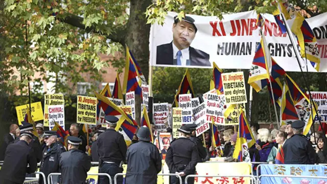 معترضان به نقض حقوق بشر در چین