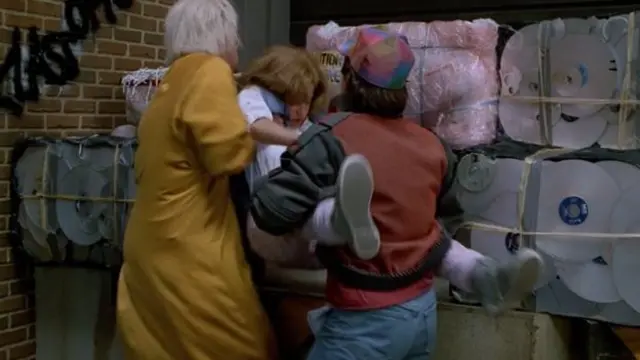 Кадры из фильма "Назад в будущее 2"