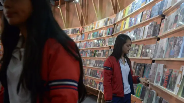 El número de personas que lee ha aumentado en América Latina.