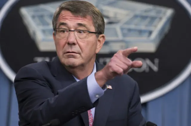 Эштон Картер, министр обороны США