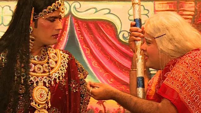 نئی نسل ارود لکھنا اور پڑھنا نہیں جانتی، لیکن اپنی رام لیلا کی منفرد شناخت قائم رکھنے کے لیے منتظمین کمر بستہ ہیں