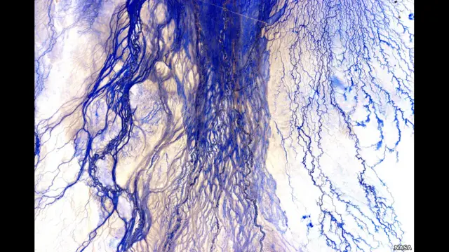 القارة الاسترالية من الفضاء