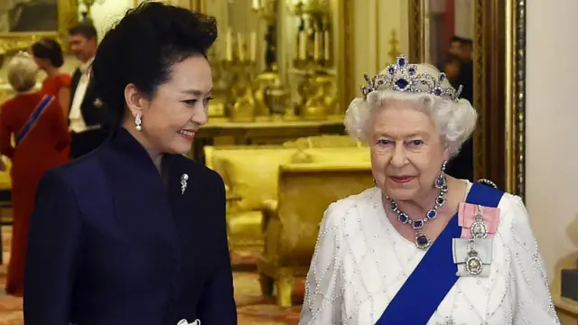 Королева Елизавета и Пэнь Лиюань