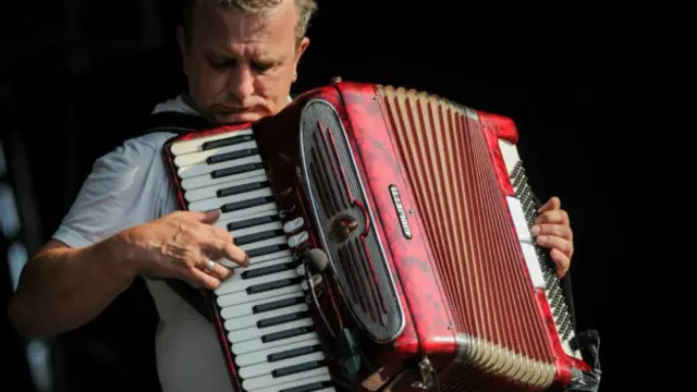 Акордеоніст гурту Стефф